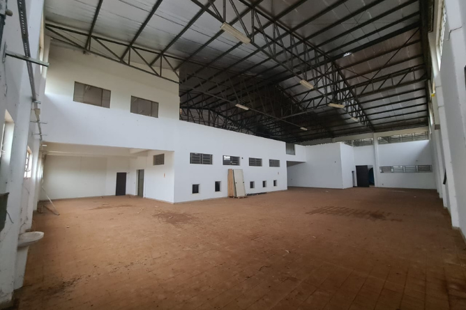 Barracão Industrial 25000 m2