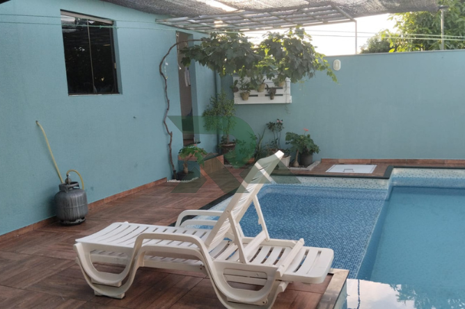 Casa com sala comercial 283,20 m2