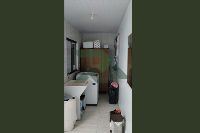Casa com sala comercial 283,20 m2