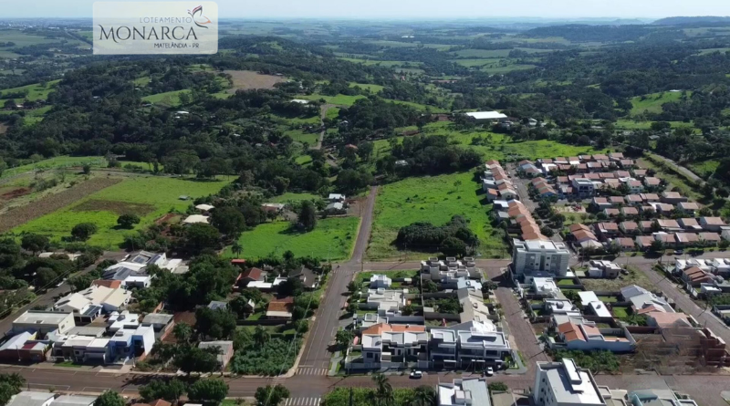 Loteamento Monarca lotes  de 300 a 406 m2