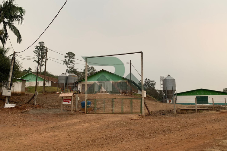 Sítio com estrutura completa 2,6 alqueires